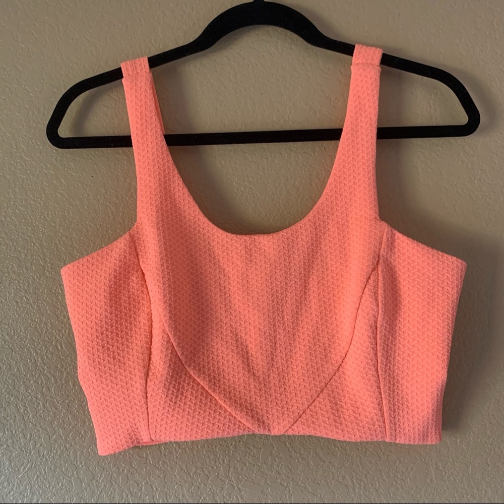 ASTR Coral Crop Top - Size Large